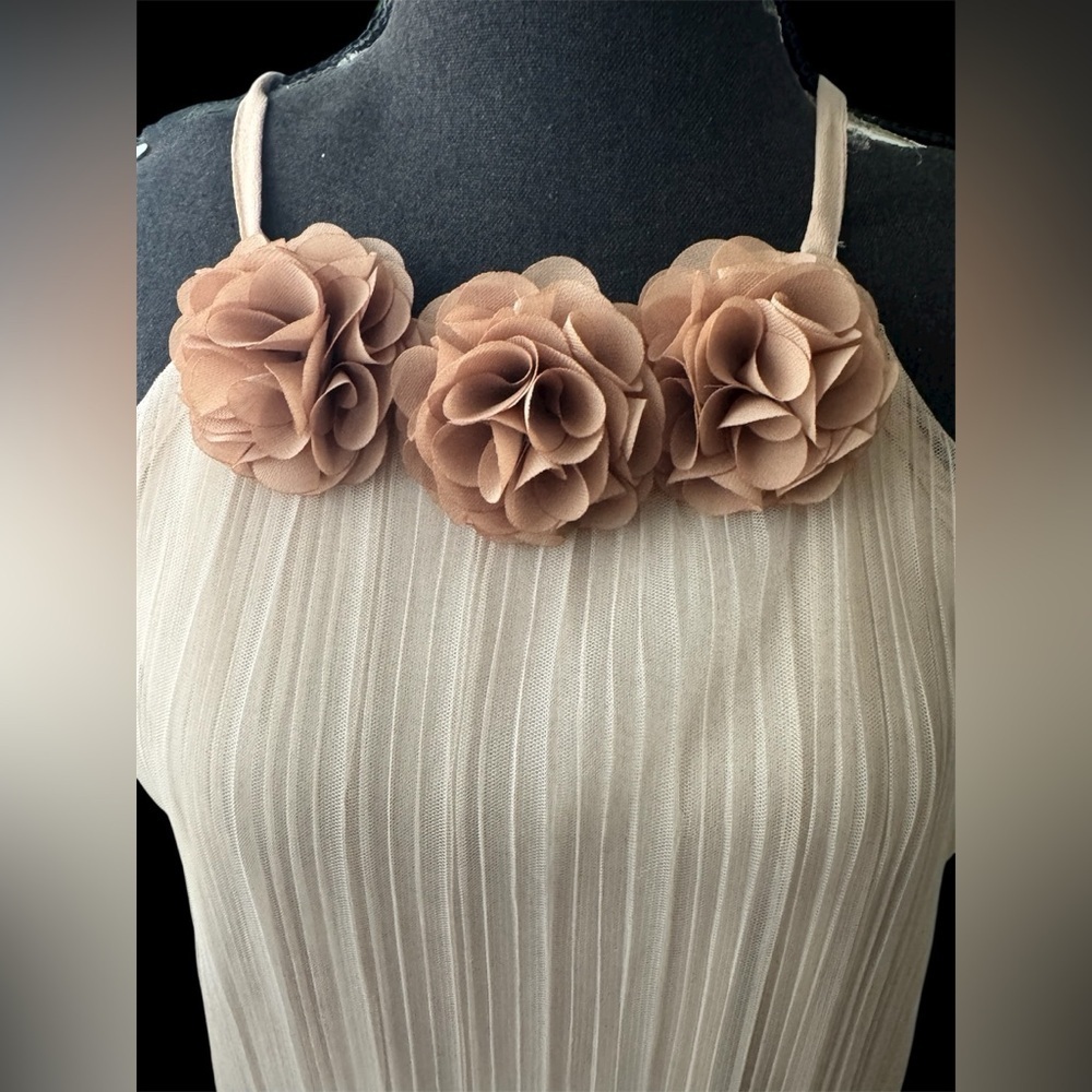 Vintage Zara tulle flower Dress - Picture 5 of 9